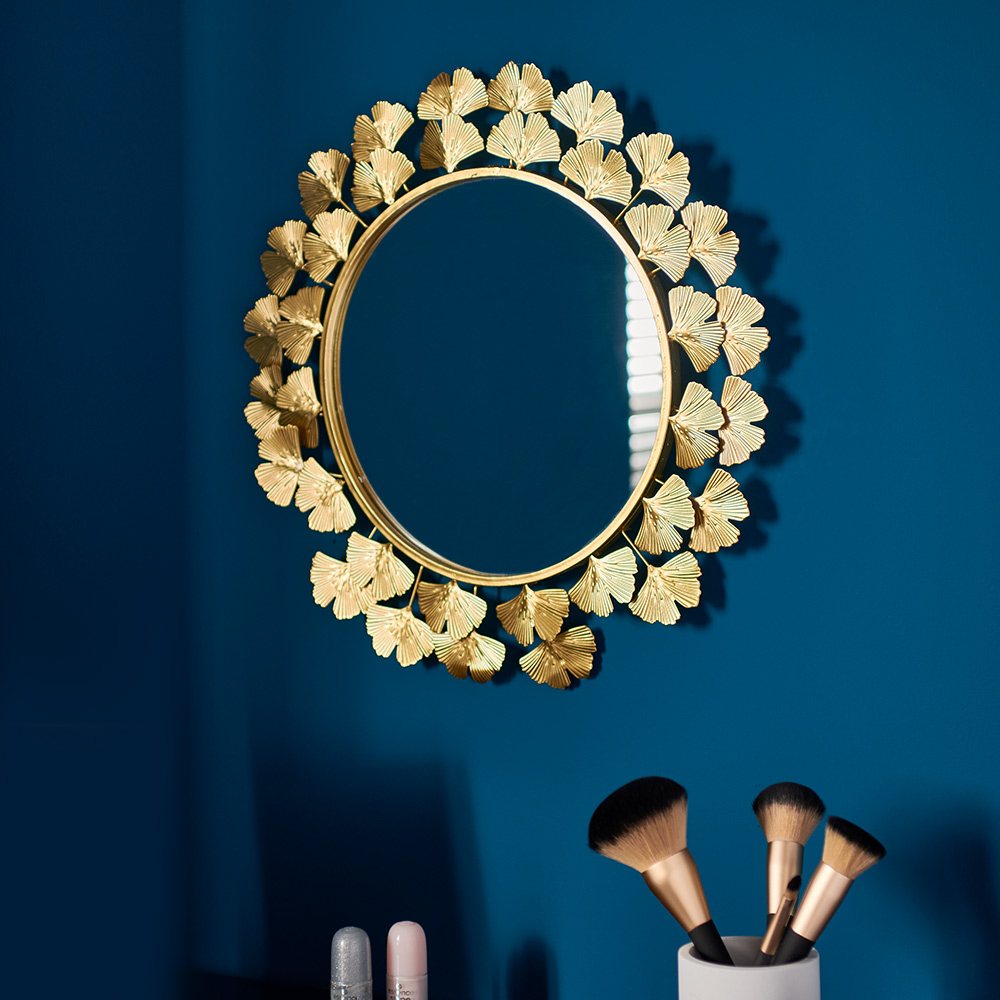 Wilko Majestic Bloom Open Weave Mirror Image 4