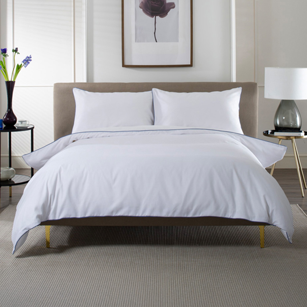The Lyndon Company Ridgeway Double White Duvet Set Image 1