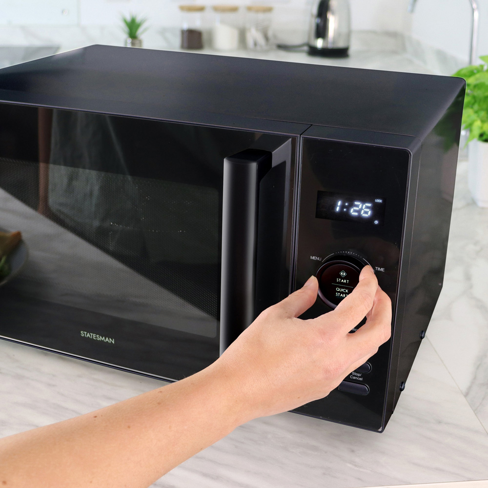 Statesman SKMS0923DSB Black 23L Digital Solo Microwave 900W Image 4