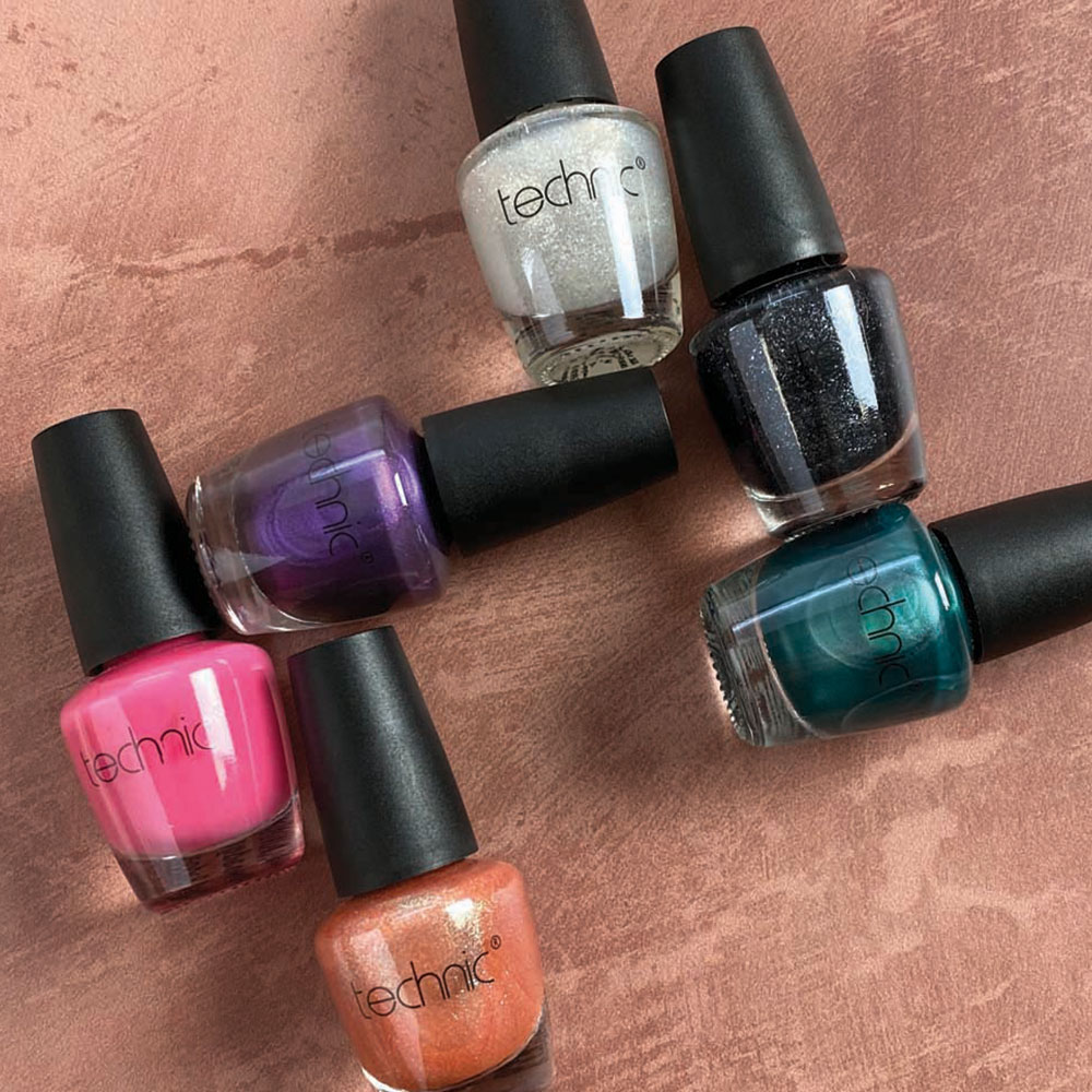 Technic Mini Nail Varnish 6 pacl Wilko