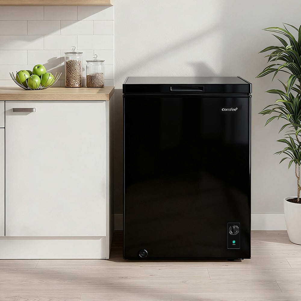 Comfee AJ0906 Black 99L Freestanding Chest Freezer Image 2