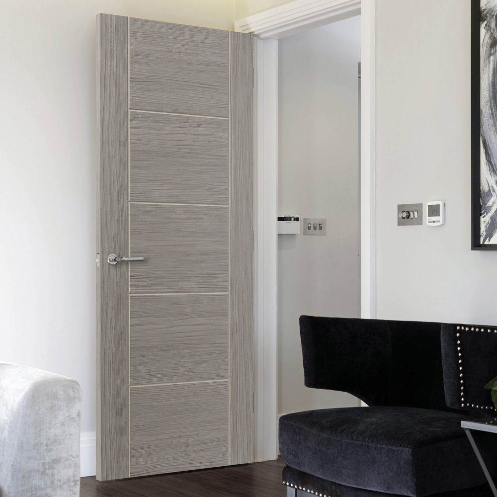 JB Kind Tigris Light Grey Laminated Finished Internal Door 1981 x 762mm Image 2
