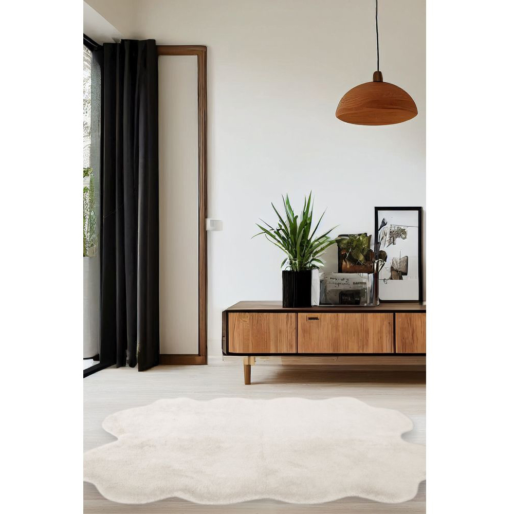 Homemaker Luxurious Faux Fur Ivory Rug 105 x 140cm Image 4