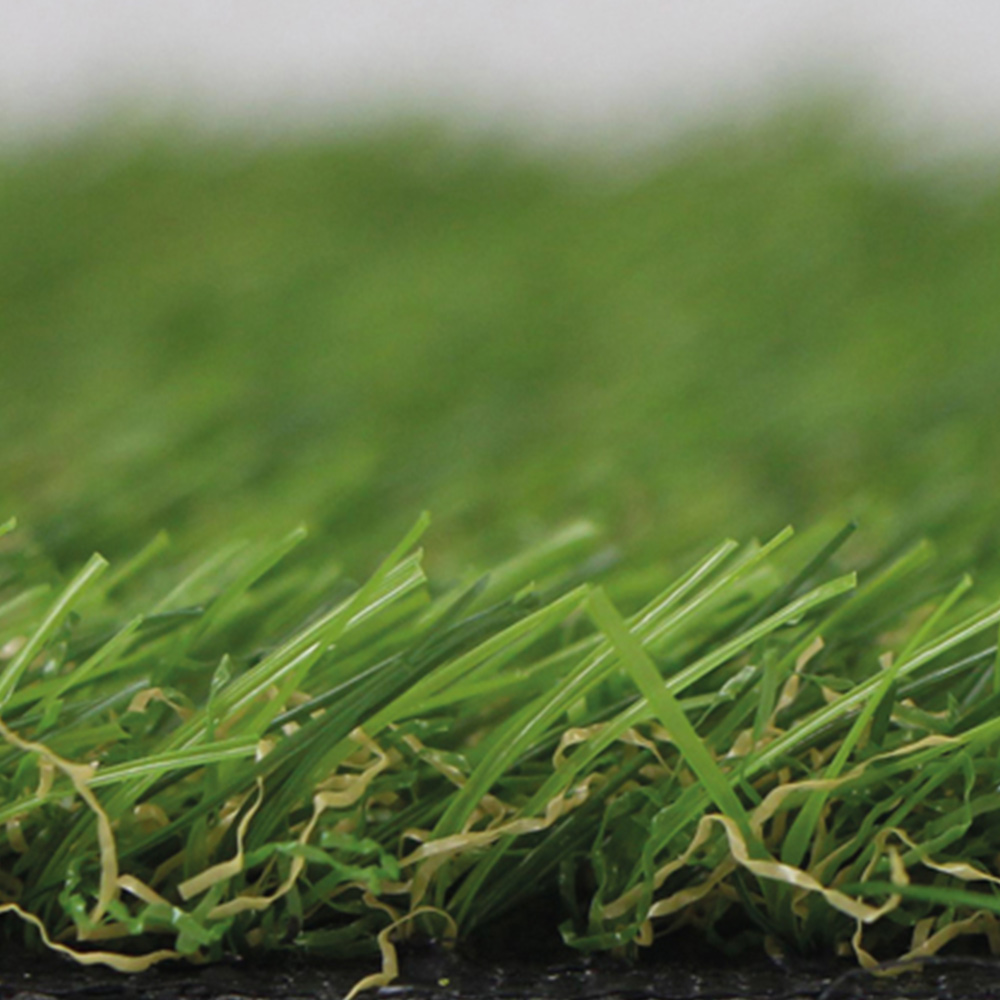 St Helens Home and Garden Realistic Artificial Grass 7mm Pile 1 x 4m Image 4