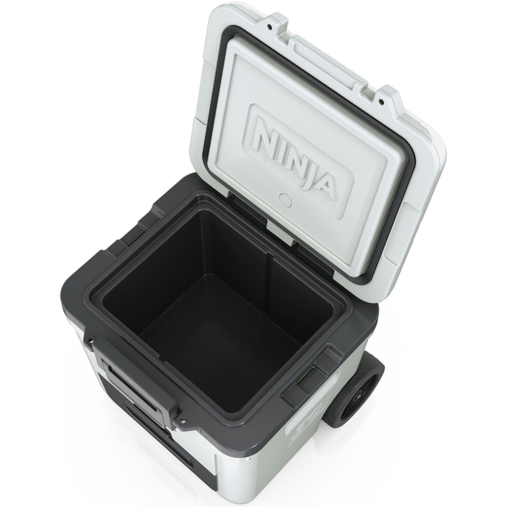 Ninja FrostVault Cloud White Wheeled Cooler with Dry Zone 30QT 28L Image 6