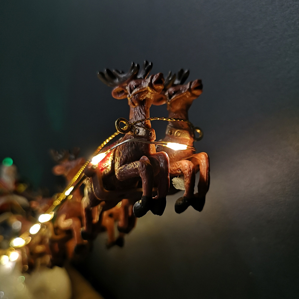 Samuel Alexander Santa Sleigh with Reindeer Christmas Decoration 34cm Image 4