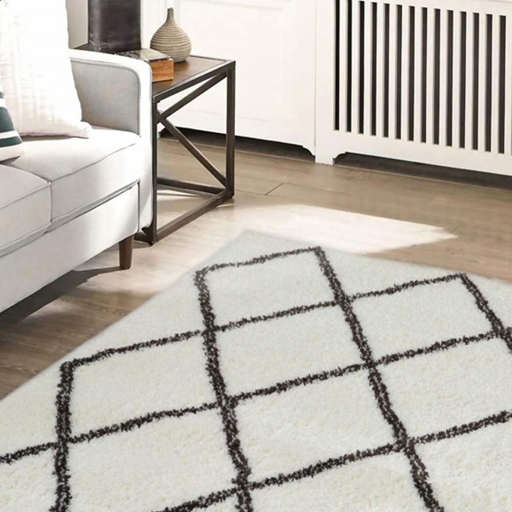 Homemaker Monochrome Snug Diamond Shaggy Rug 120 x 170cm Image 2