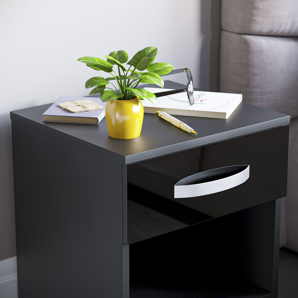 Vida Designs Hulio Single Drawer Black Bedside Table Image 3