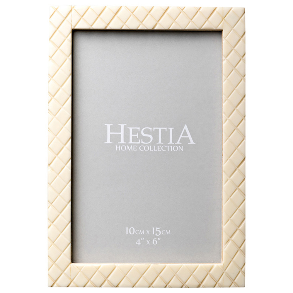 Hestia Criss Cross Carved Photo Frame 4 x 6inch Image 1