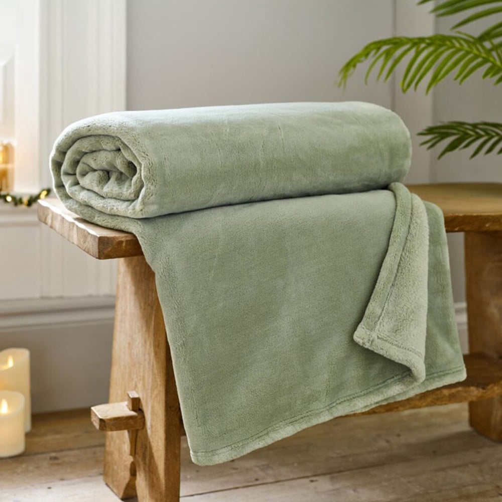 Deyongs Coco Touch Sage Throw 140 x 180cm Image 2