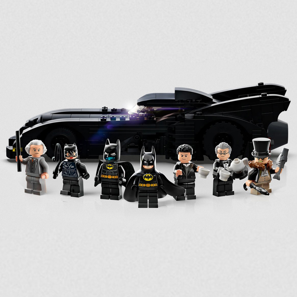 LEGO 76252 DC Batman Batcave Shadow Box Set Image 8