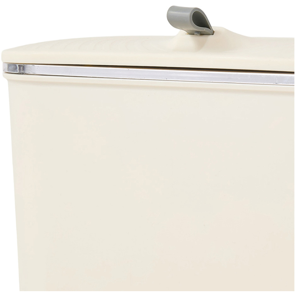 Living and Home Cream Hanging Waste Bin with Lid 9L Image 6