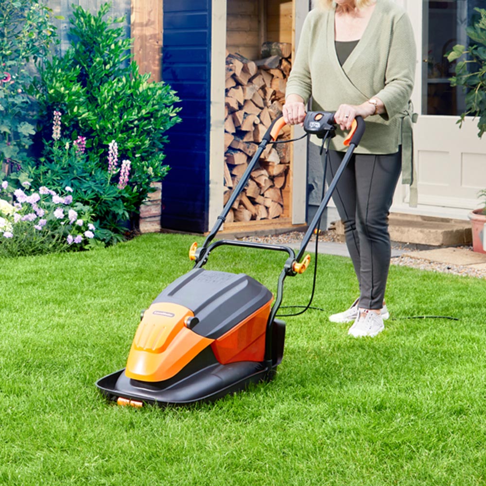 LawnMaster 1500W 33cm Electric Hover Lawn Mower with Grass Collection Box Image 6