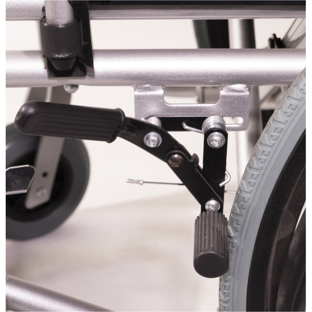 Aidapt Silver Steel Self propelled Wheelchair Image 4