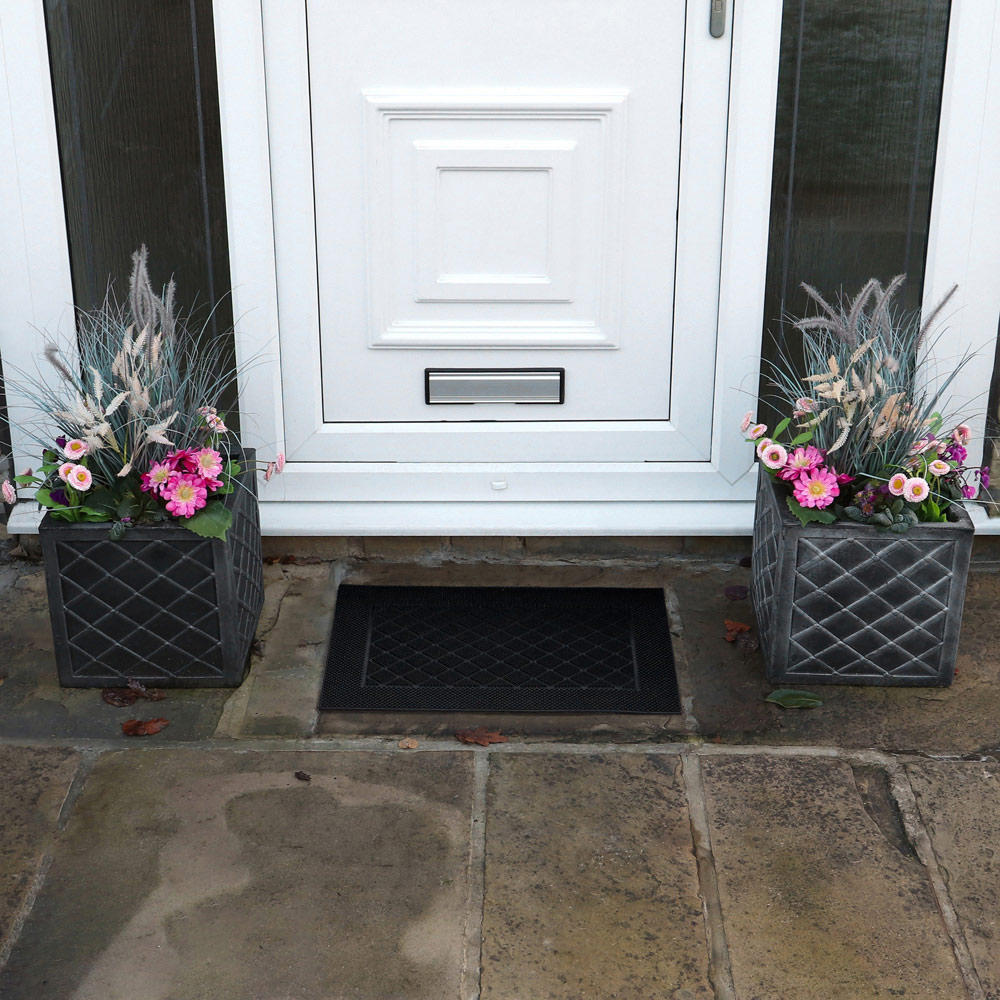 JVL Harlequin Rubber Scraper Doormat 40 x 60cm Image 2