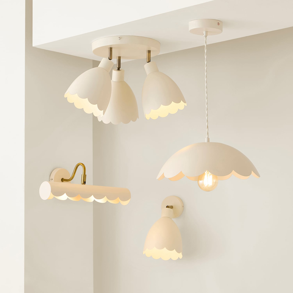 ValueLights Millie Flower Scallop Edge Adjustable Picture Wall Light with Bulb 2 Pack Image 3