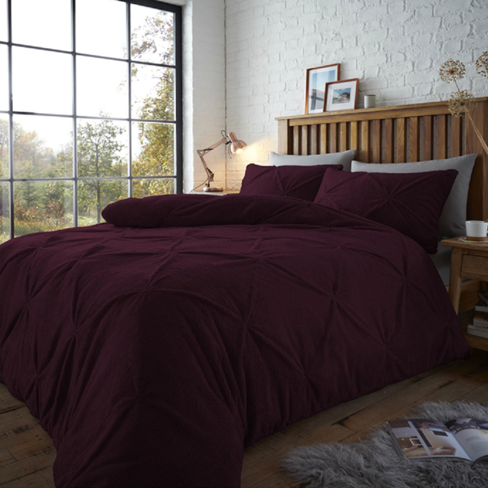 Smart Living Chiswick Single Purple Pintuck Duvet Set Image 1