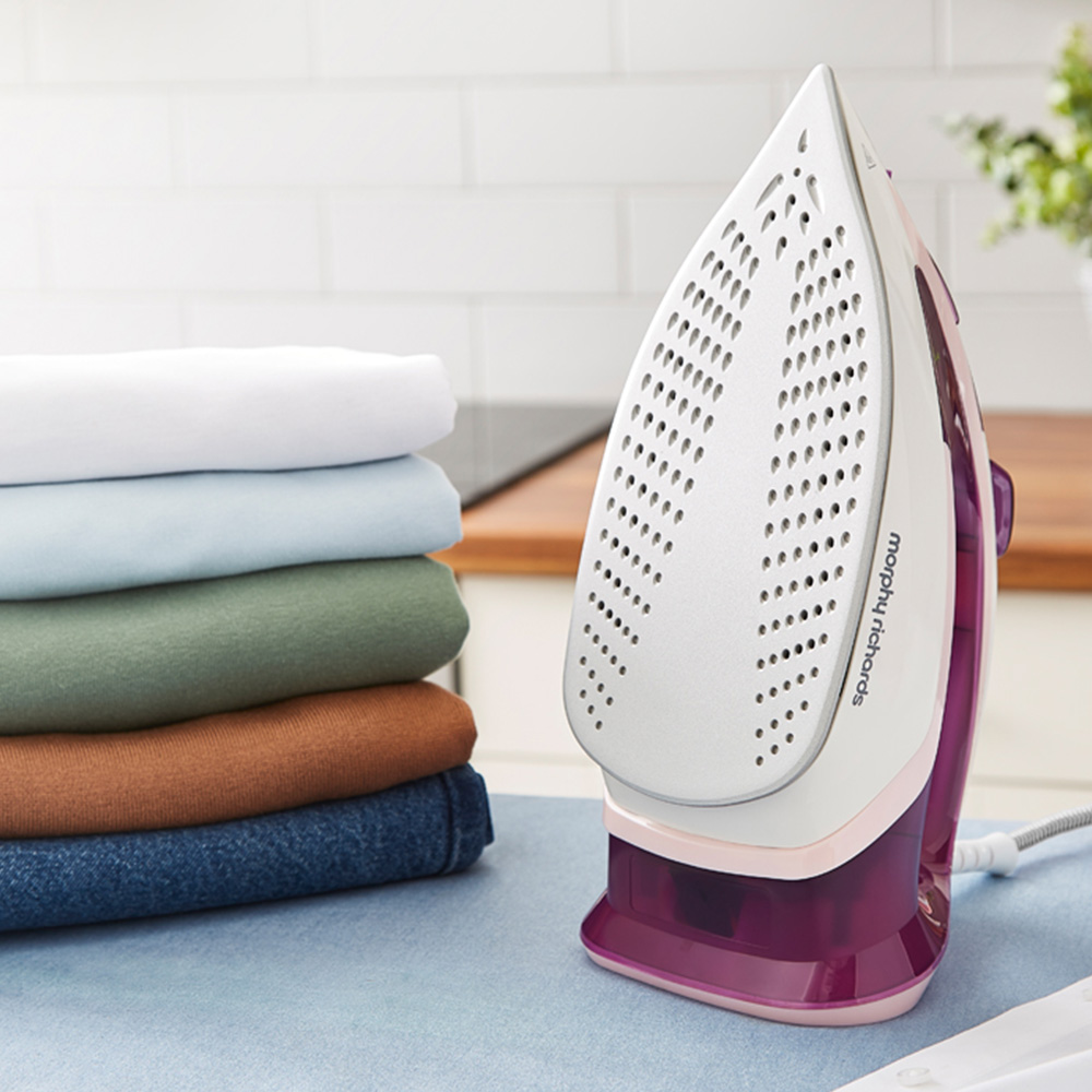 Morphy Richards Steam Flow Pink and White Turbo Steam Iron 2400W Image 9