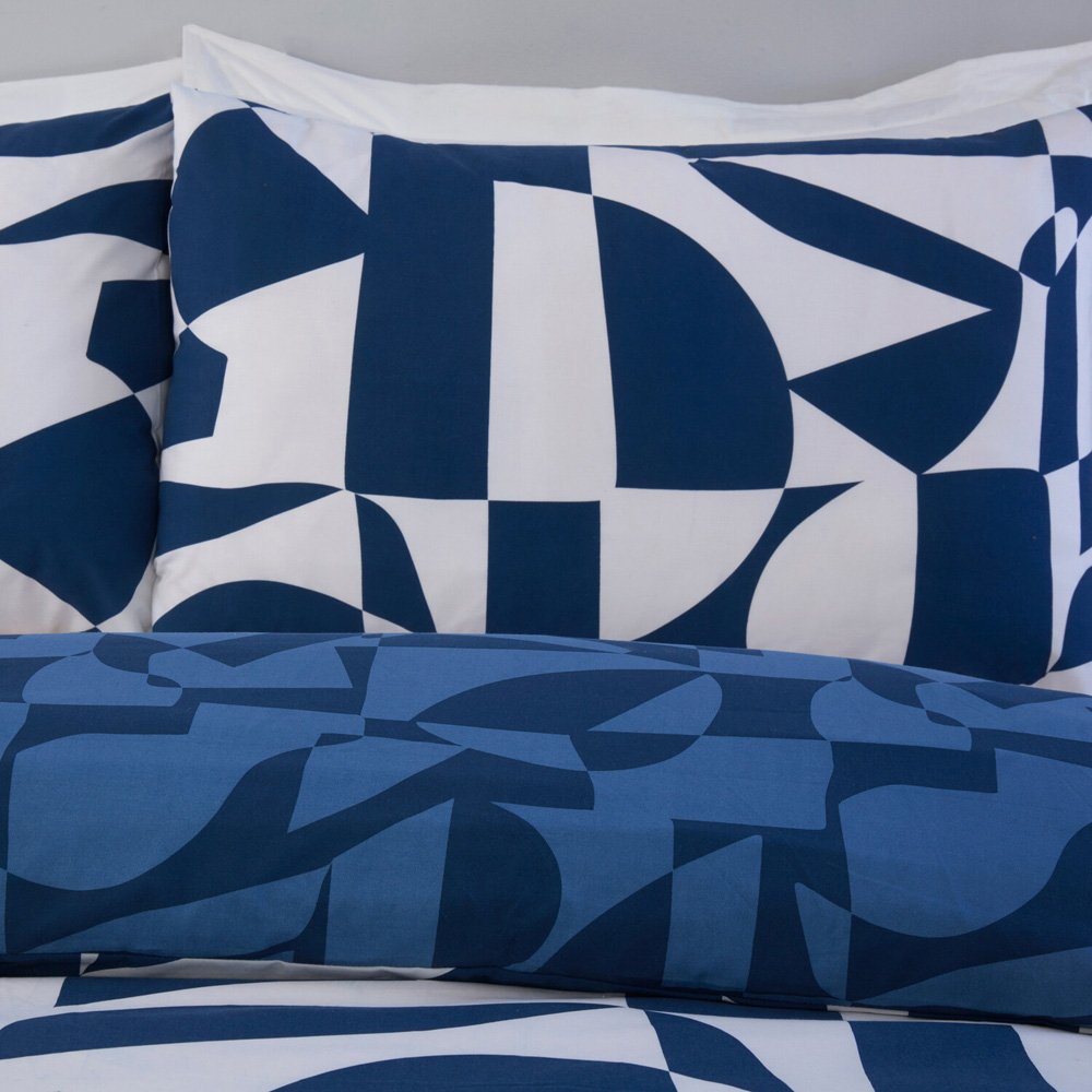 Logan Geo Duvet Set Navy King Image 3