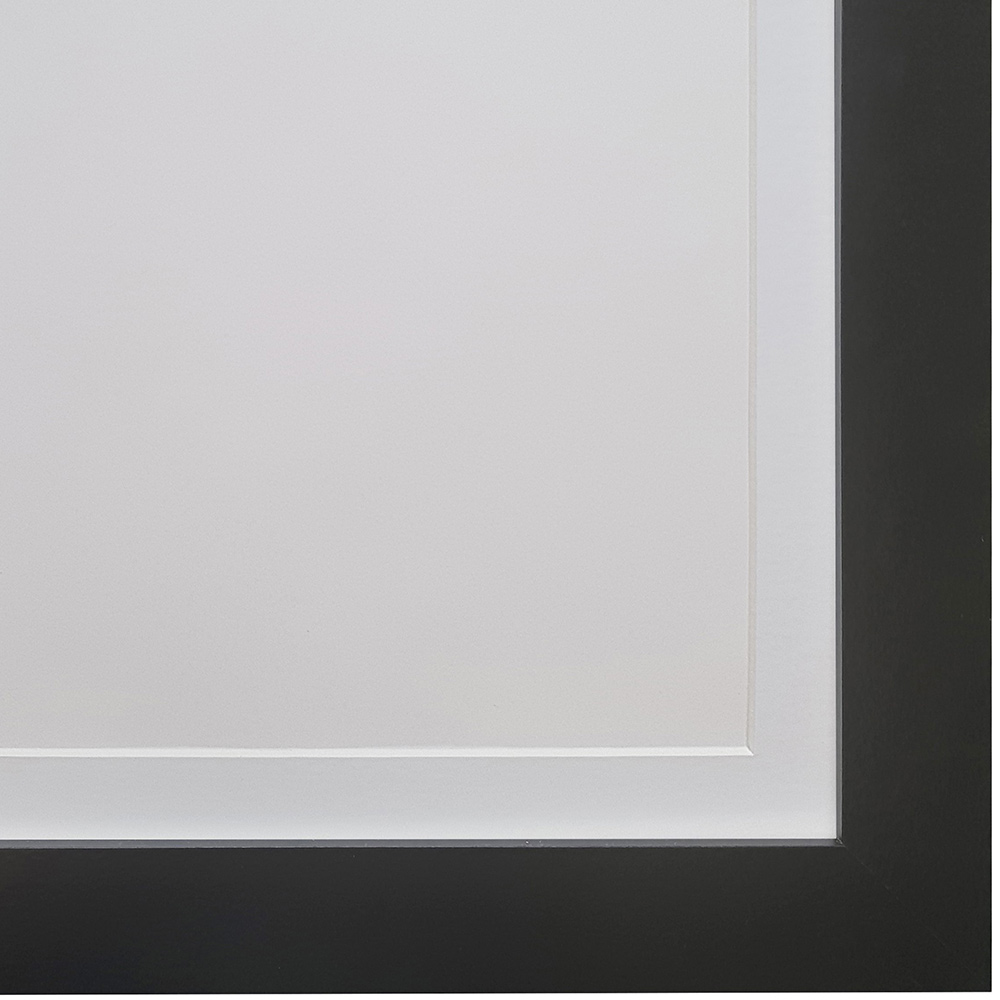 FRAMES BY POST Metro Black Frame with White Mount 15 x 10 inch Image 3