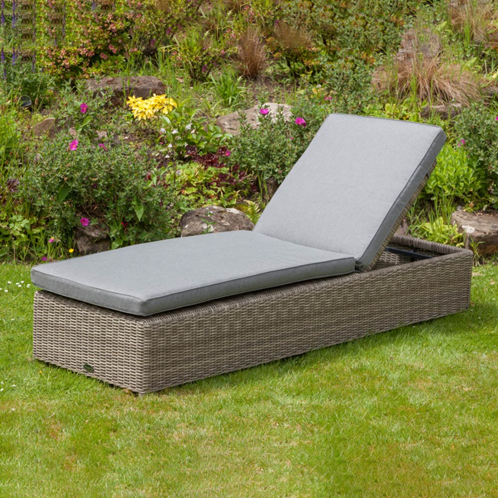 Royalcraft Wentworth Rattan Multi Position Sunlounger Image 6