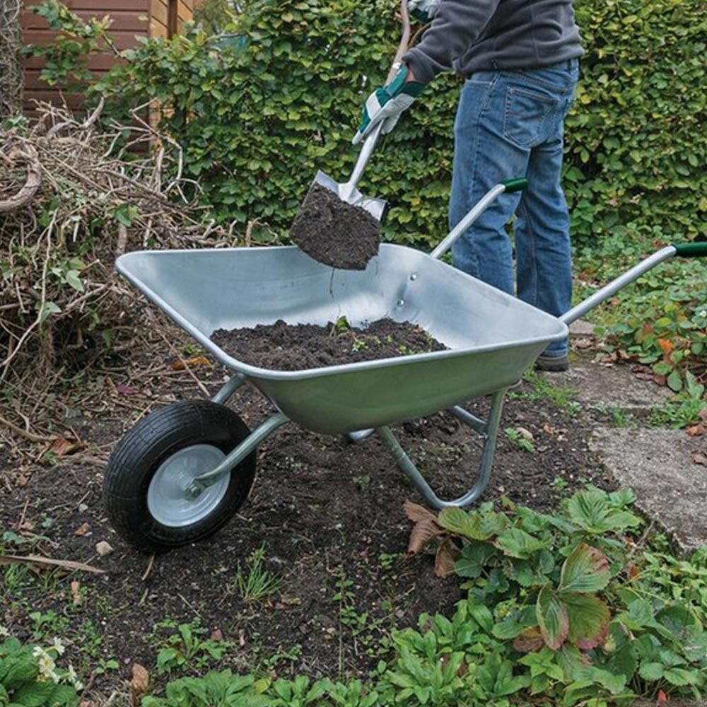 Draper Galvanised Wheelbarrow 65L Image 3