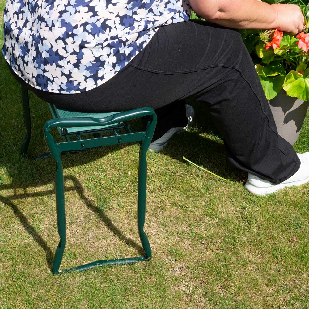 St Helens Folding Garden Kneeler Bench Image 7