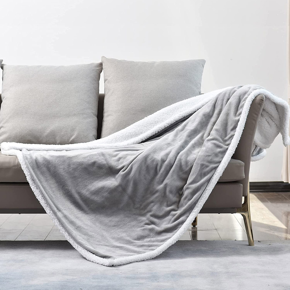 GlamHaus Light Grey Electric Throw Image 2