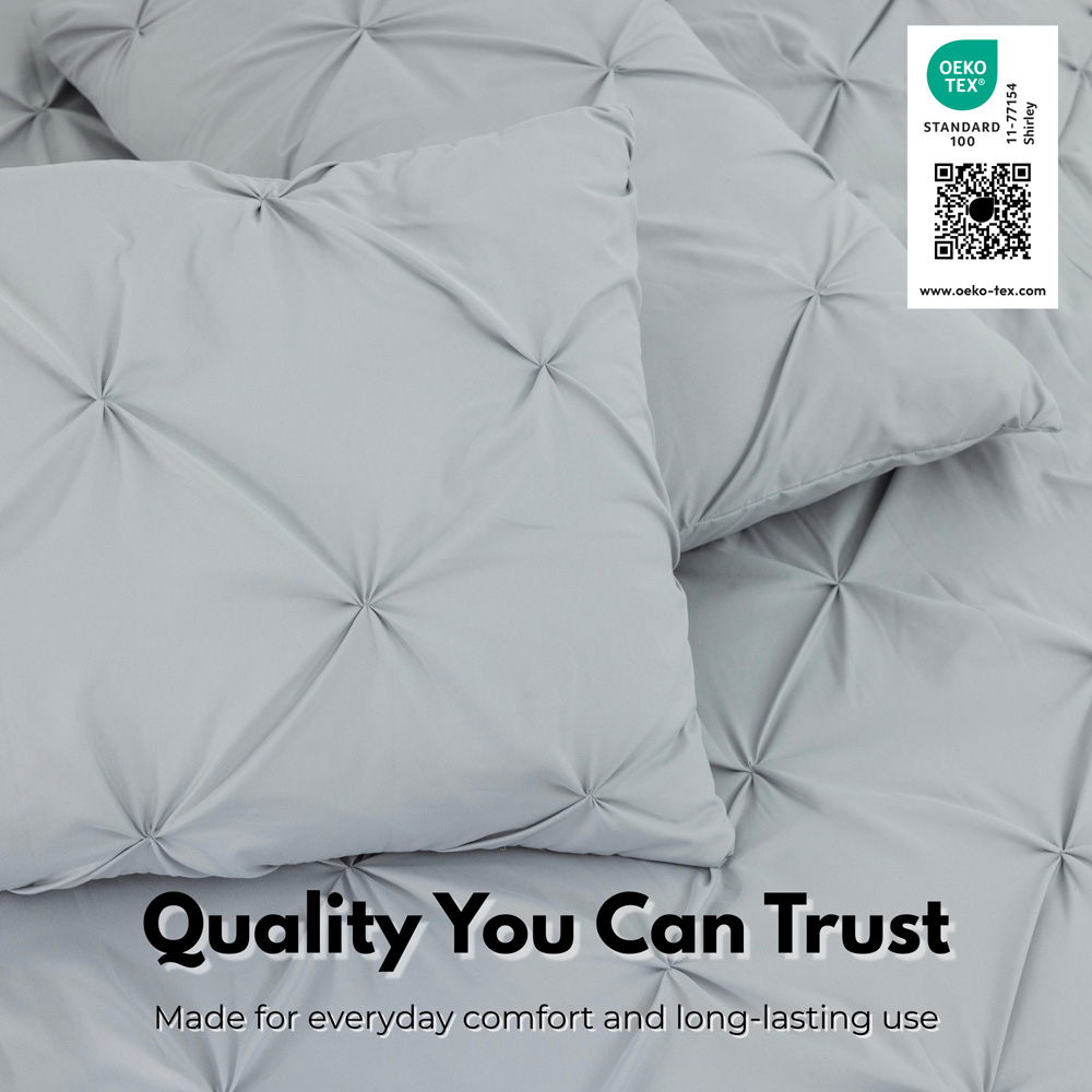MHG Living Super King Size Grey Microfibre Pintuck Duvet Cover Set Image 4