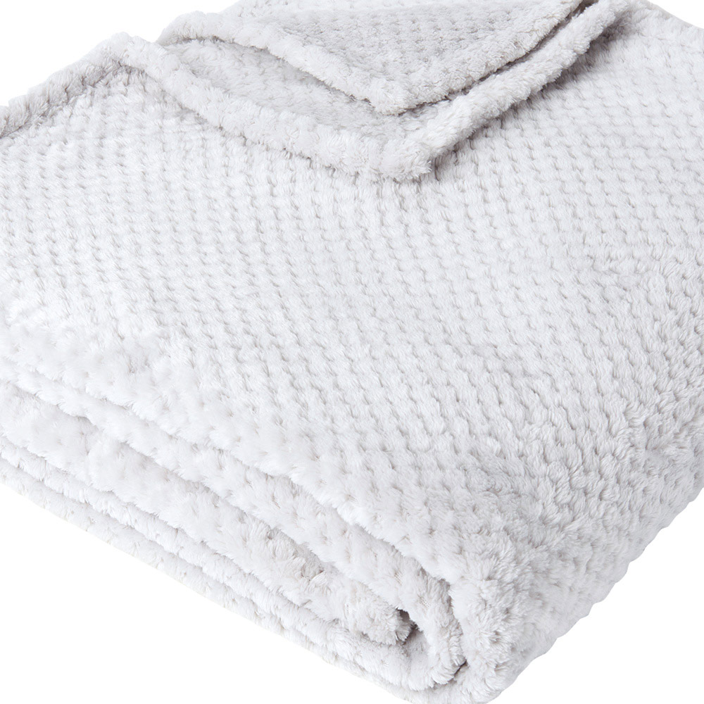 Wilko Silver Waffle Throw 200 x 240cm Wilko