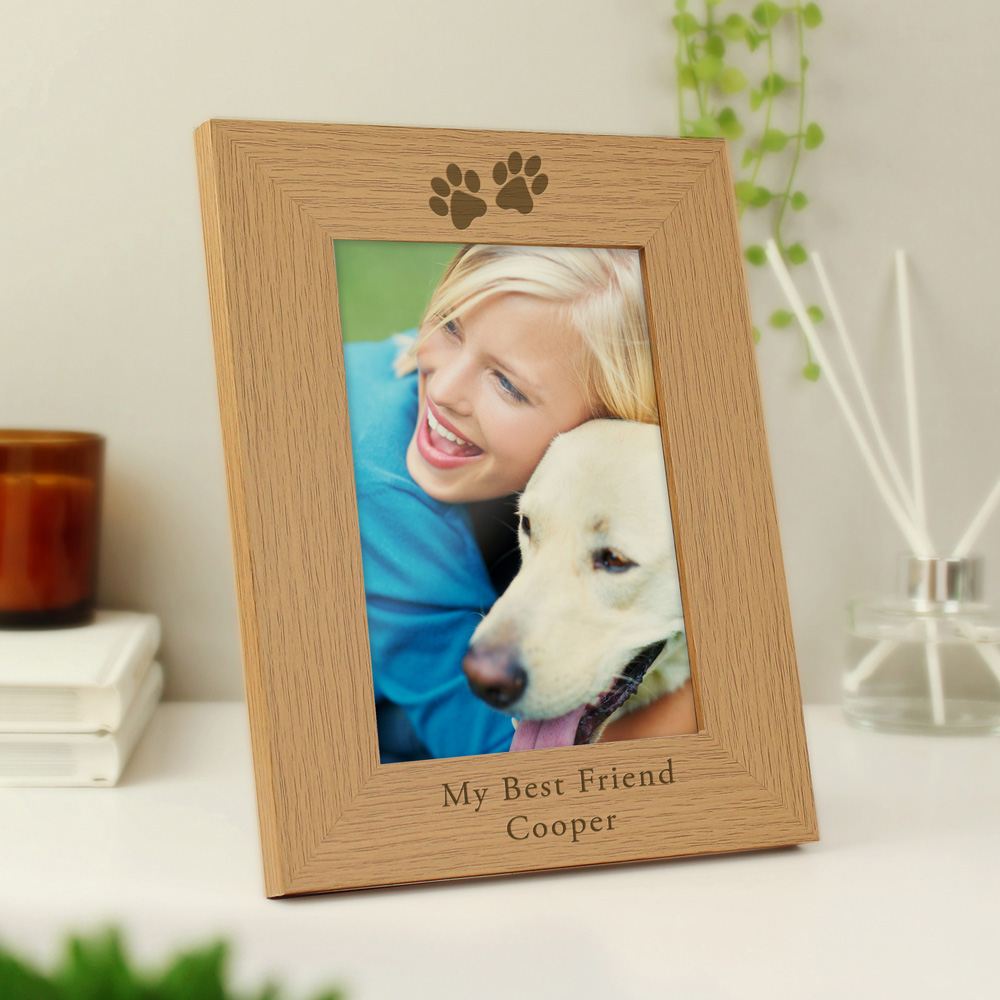 Personalised Memento Paw Prints Oak Finish Photo Frame 5 x 7 inch Image 3