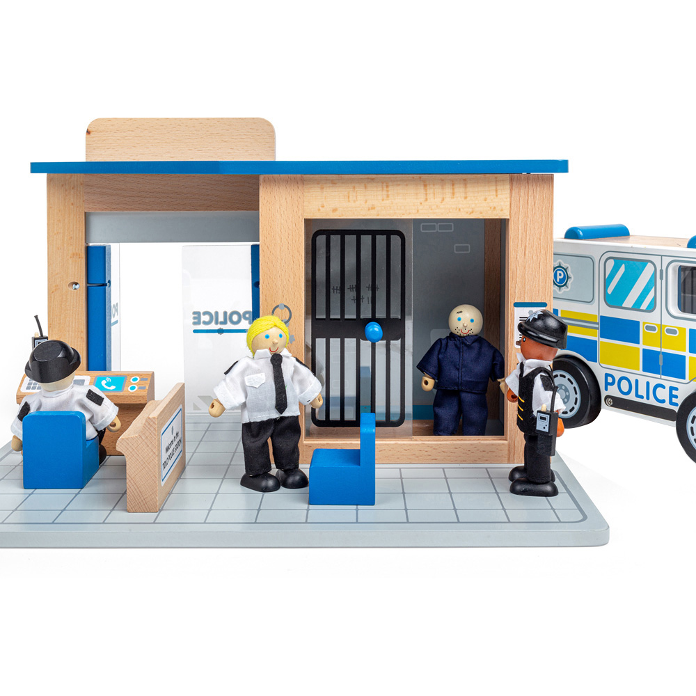 Tidlo Wooden Police Toy Bundle Image 2