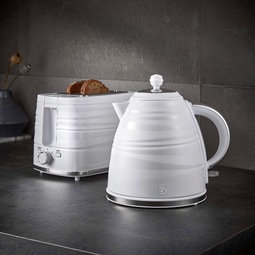 Swan Symphony EEJB247 White 2 Slice Toaster with 1.7L Kettle Set Image 7
