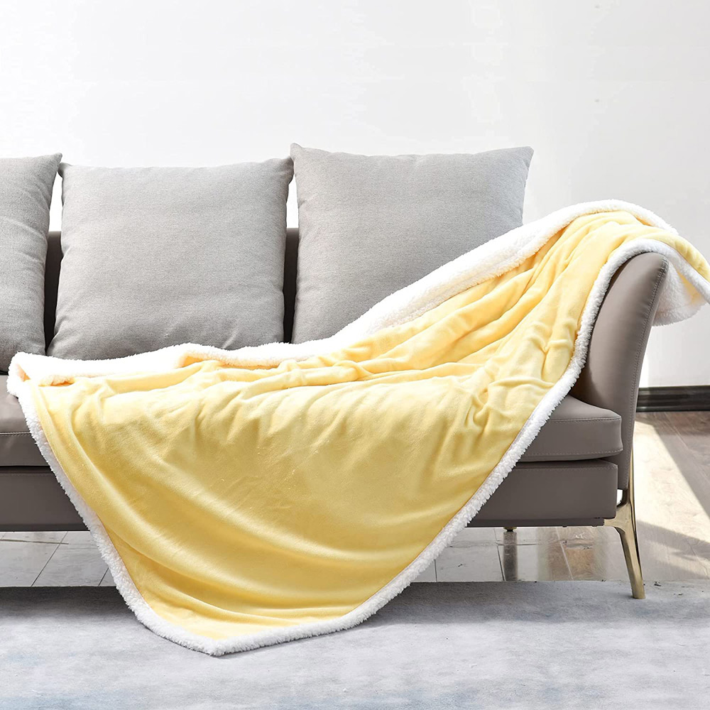 GlamHaus Yellow Electric Heated Blanket 130 x 160cm Image 2
