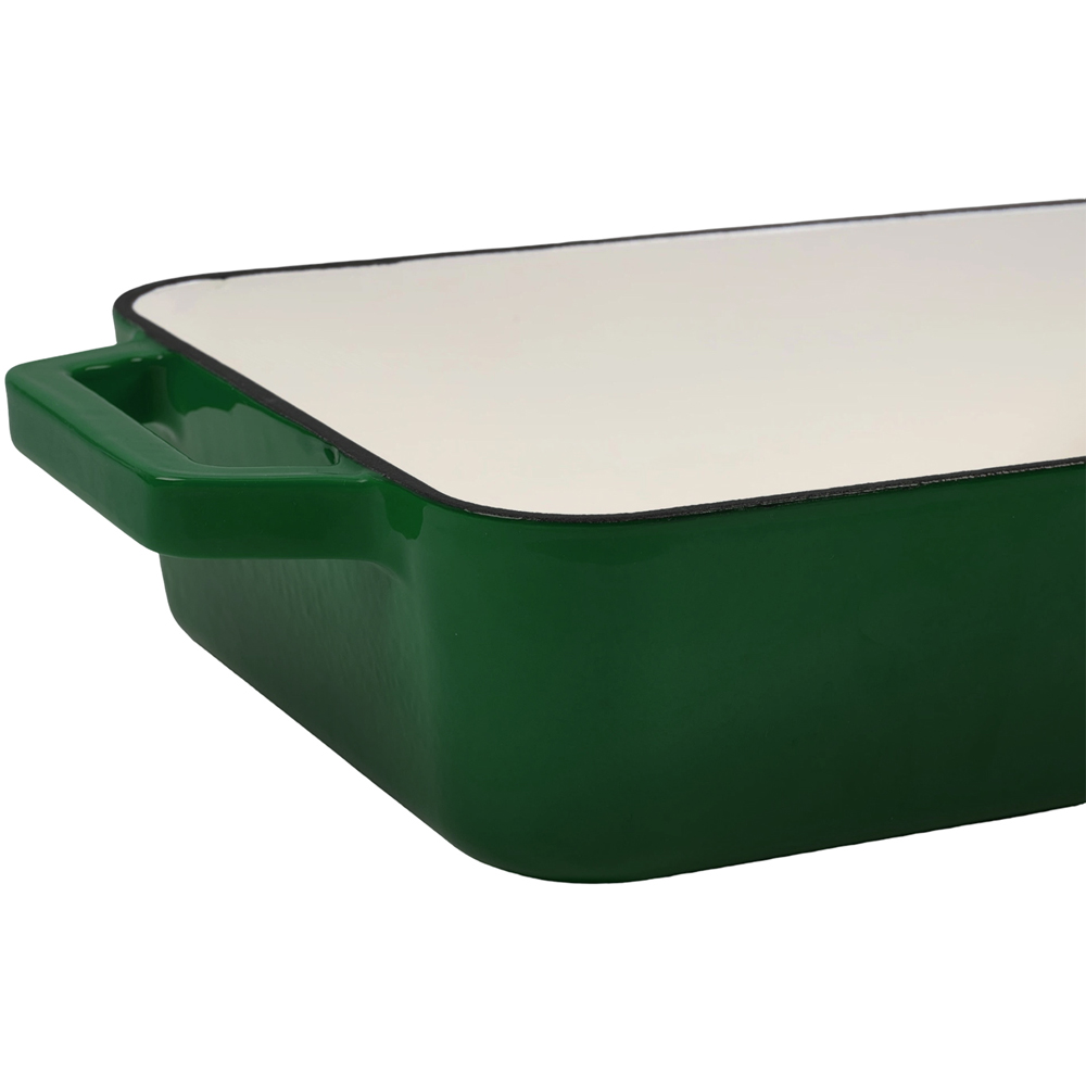 Living and Home 3.2L Green Enamelled Cast Iron Rectangular Baking Dish Image 4