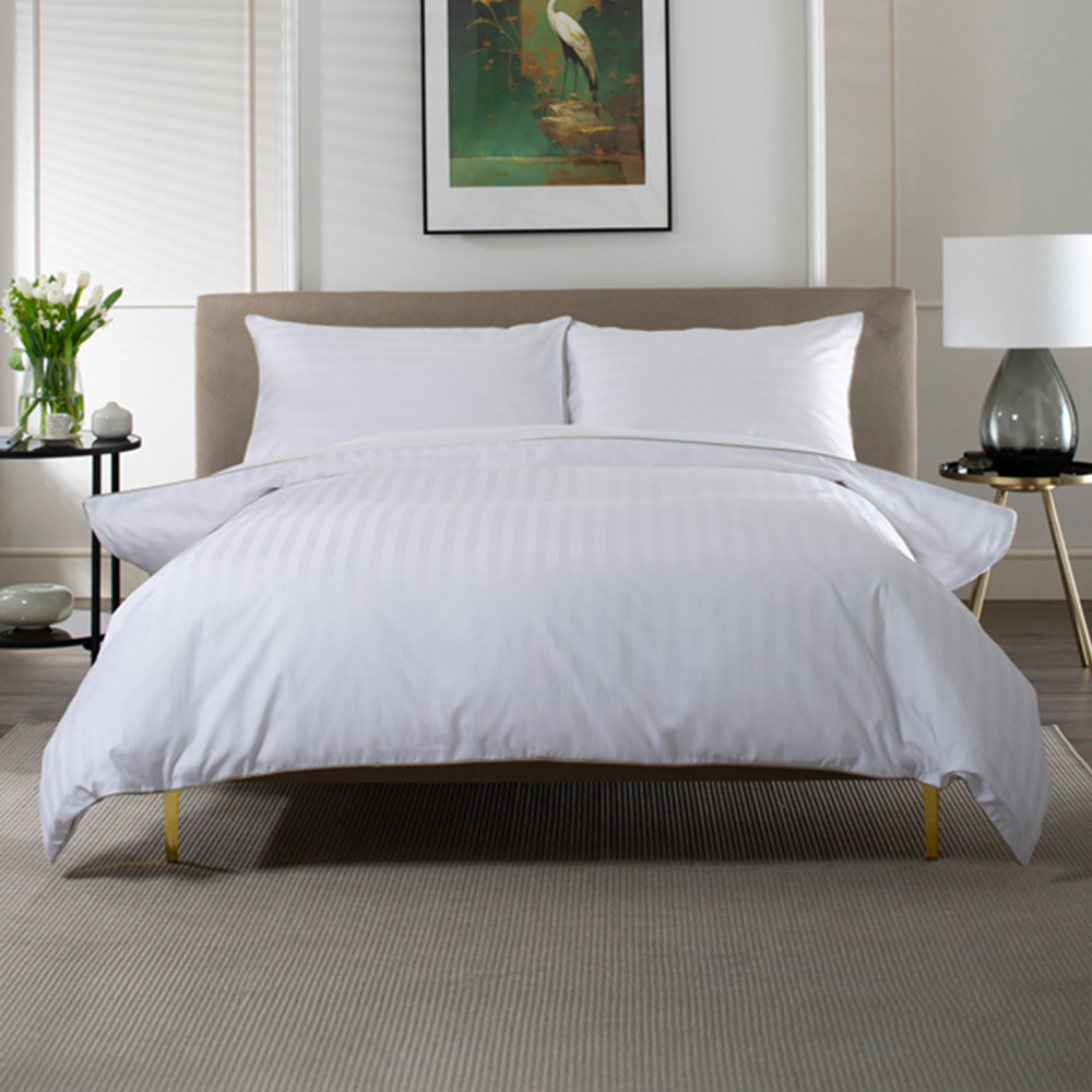 The Lyndon Company Loxley Super King White Duvet Set Image 1