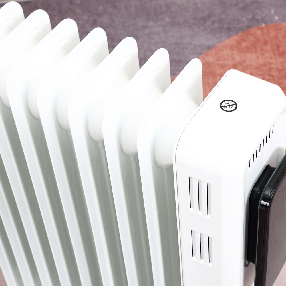 HOMCOM White Oil Filled Portable Heater 2180W Image 6