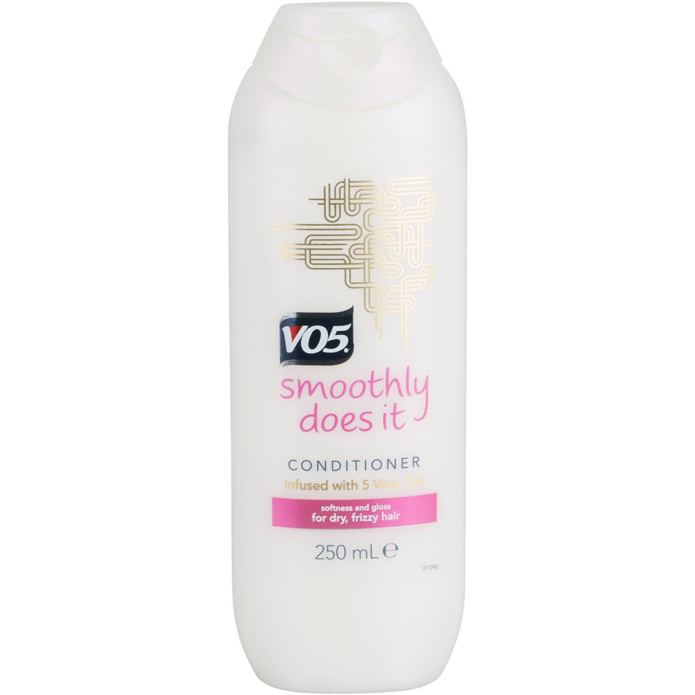 Vo5 Smoothly Does It Conditioner 250ml Image