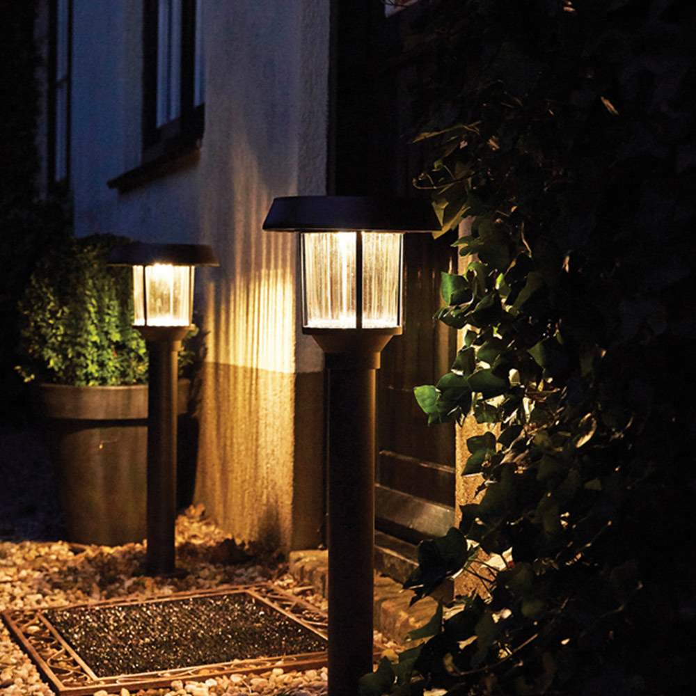 Luxform Global Pollux LED Intelligent Solar Post Light Image 3