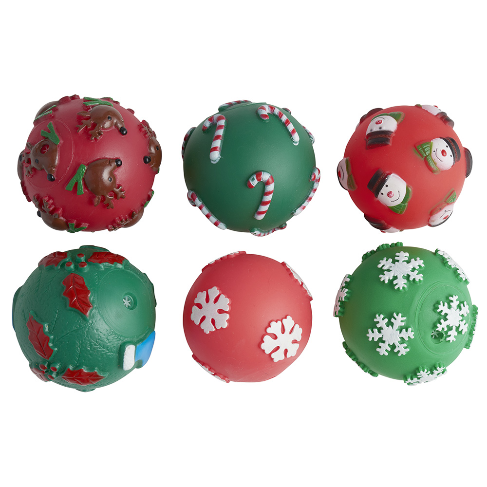 Single Wilko Christmas Ball Mix Dog Toy in Assorted styles Image 1