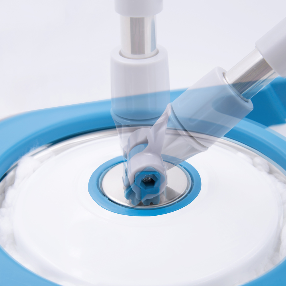 BLACK+DECKER 360 Degree Spin Mop and Bucket Image 9