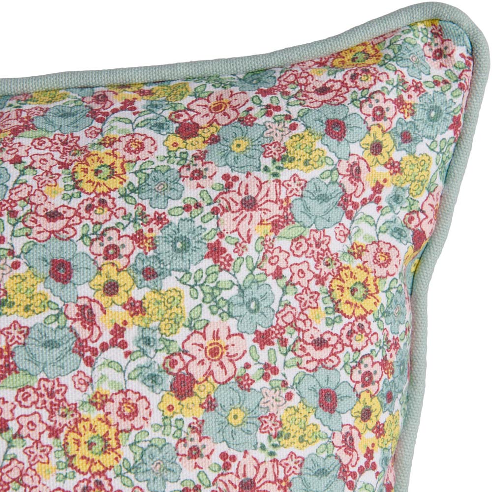 Wilko Fond Reversible Floral Outdoor Cushion 43 x 43cm Image 3