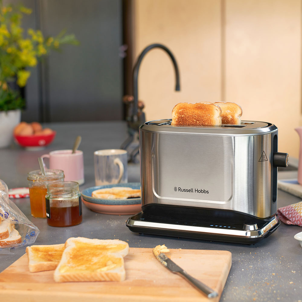 Russell Hobbs Attentiv 2 Slice Toaster 1640W Image 2