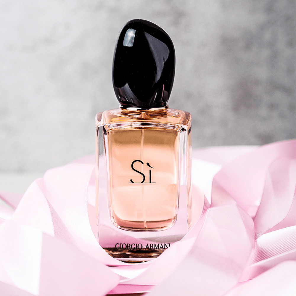 Giorgio Armani Si Eau de Parfum Spray 50ml Image 2