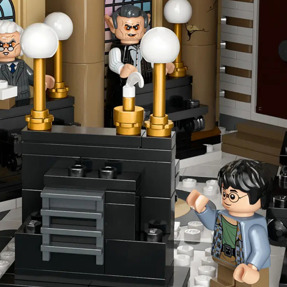 LEGO 76417 Harry Potter Gringotts Wizards Bank Collector's Edition Set Image 7