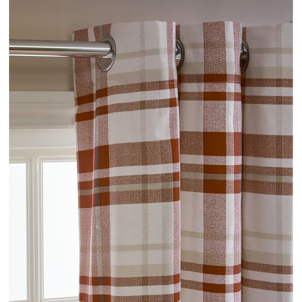 Wilko Red Printed Check Curtains 167 W x 137cm D Image 2
