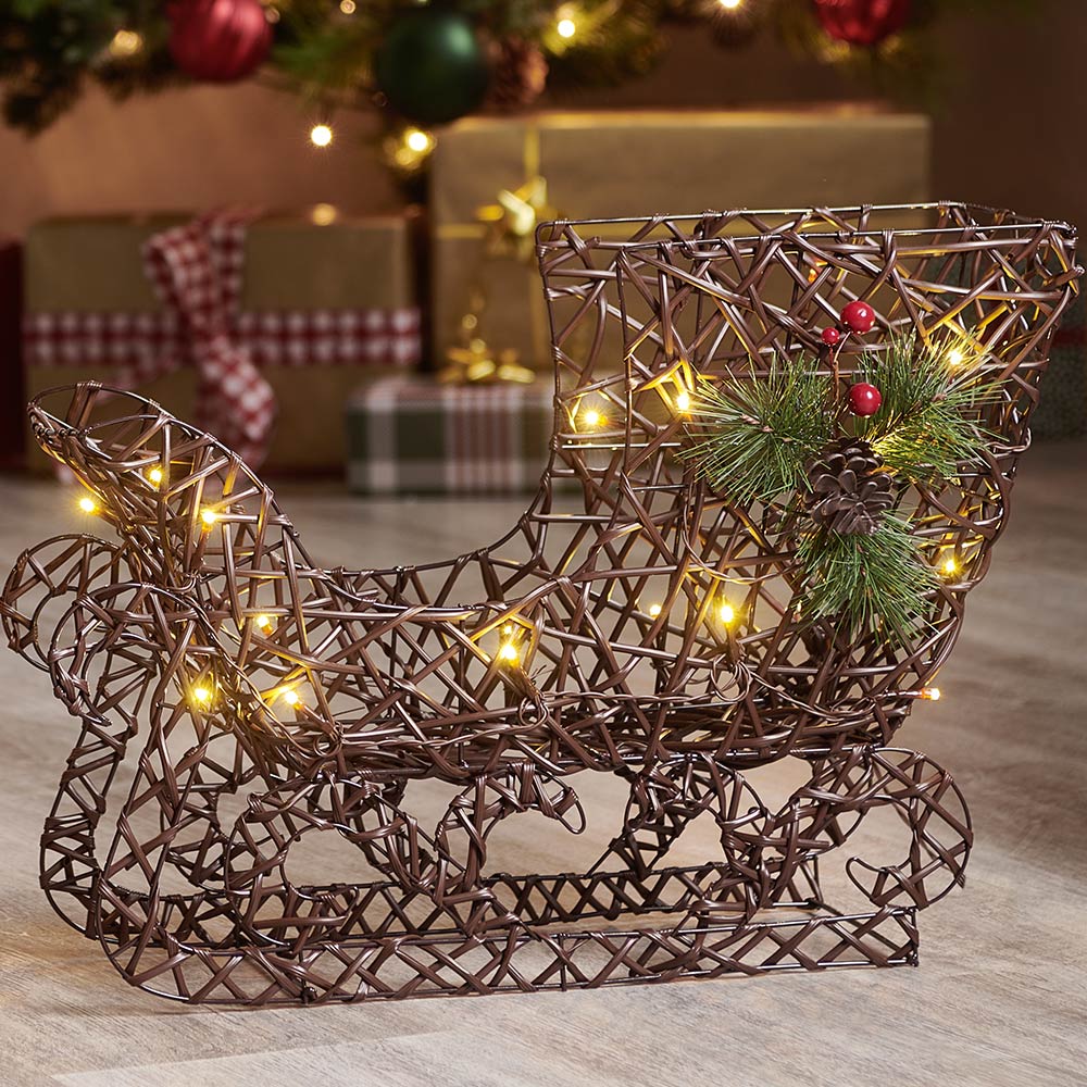 Wilko Battery Operated Rattan Effect Reindeer and Sleigh Image 3