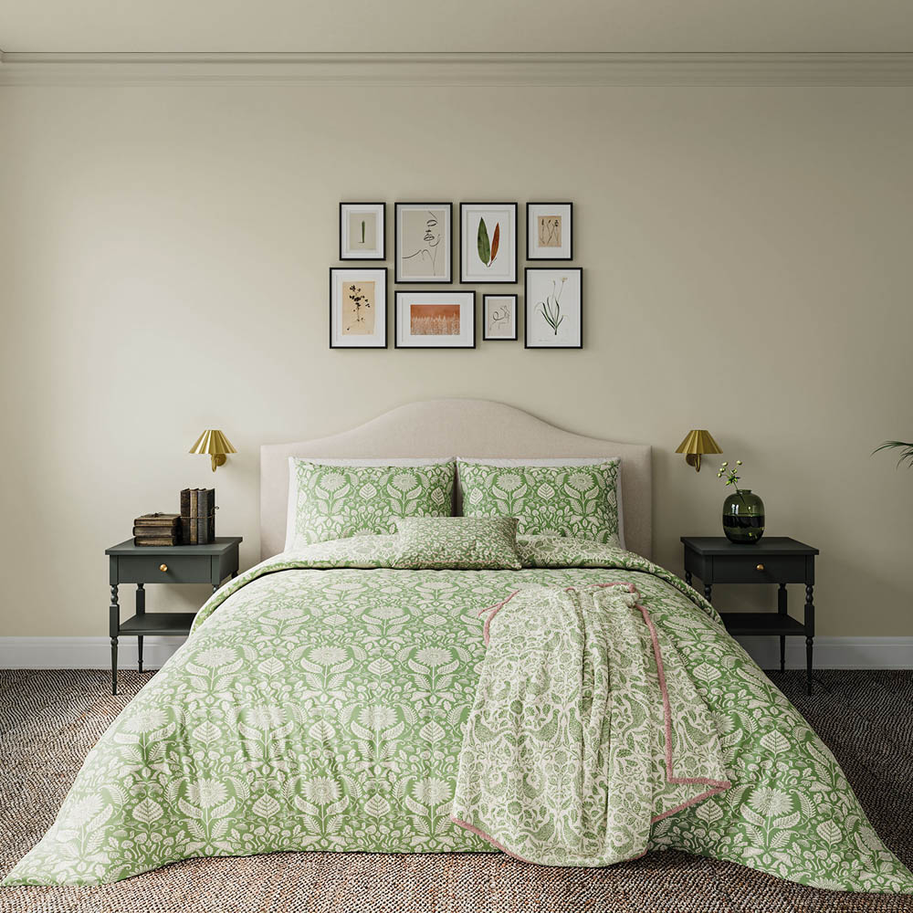 Helena Springfield Super King Size Green Sunflowers Duvet Set Image 1