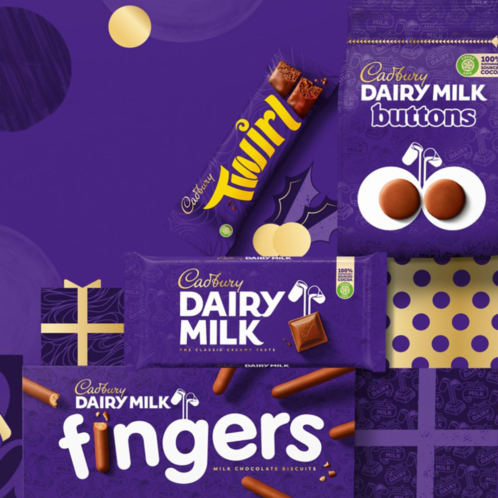 Cadbury Favourites Selection Box 370g Image 4
