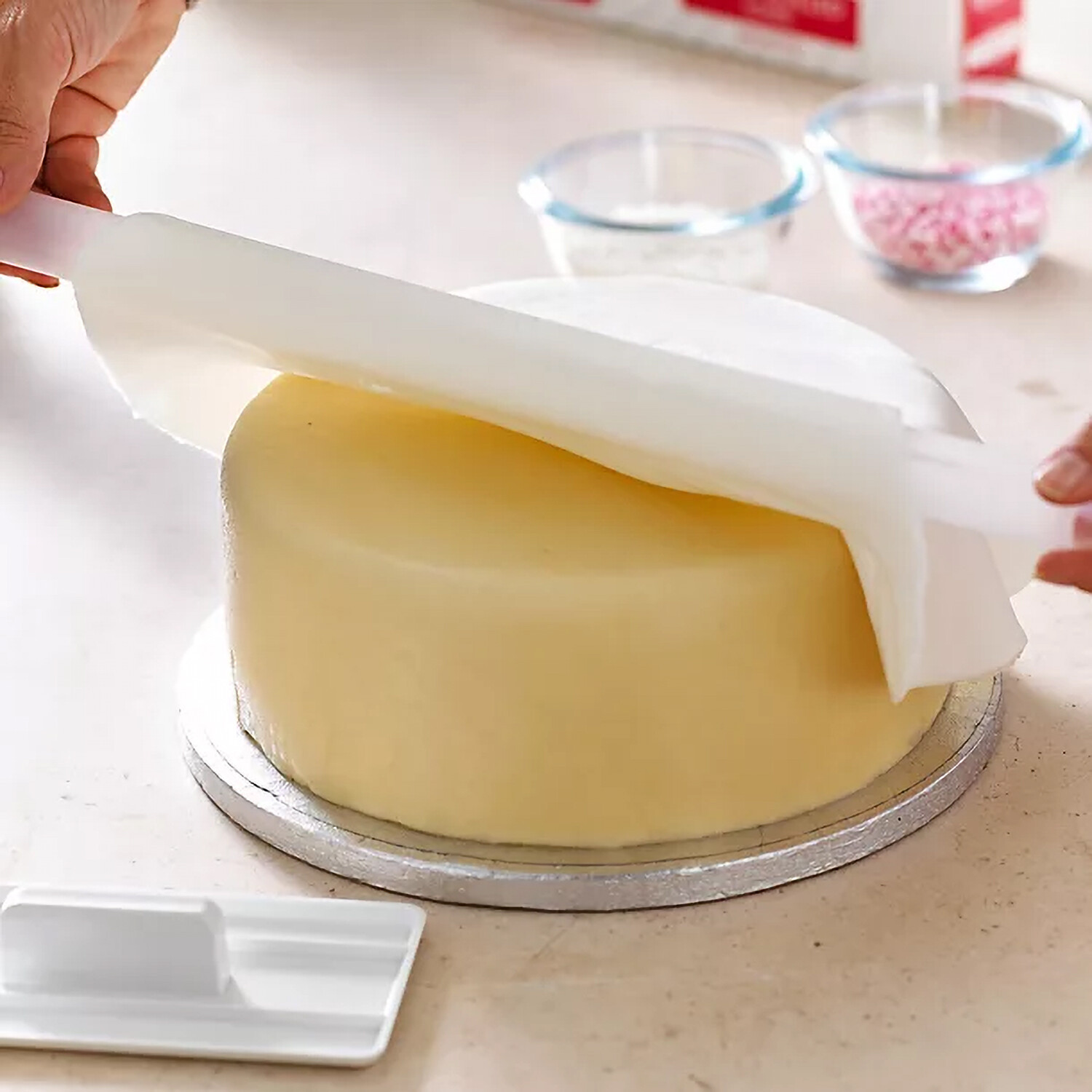 Renshaw Rady Rolled Icing White Image 3